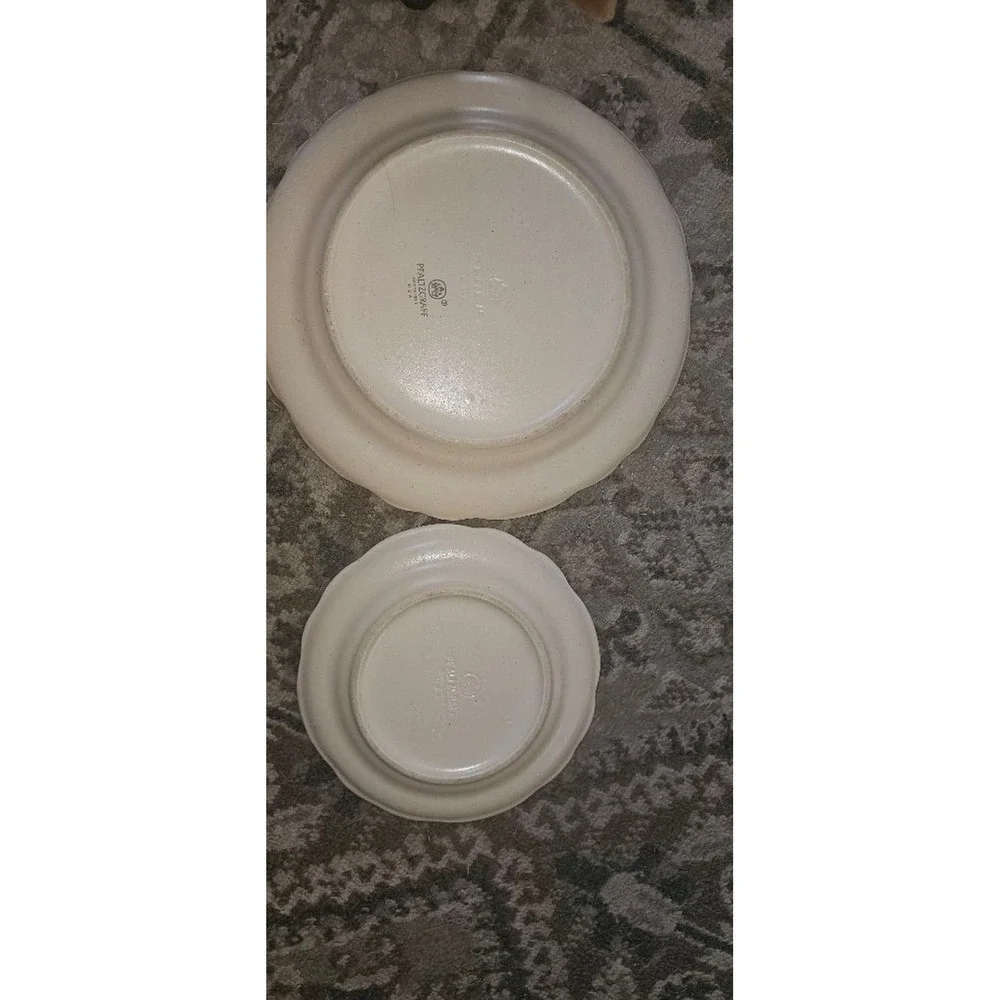 Vintage Pfaltzgraff Dinnerware. Heirloom Pink Floral scalloped edges set of 4
